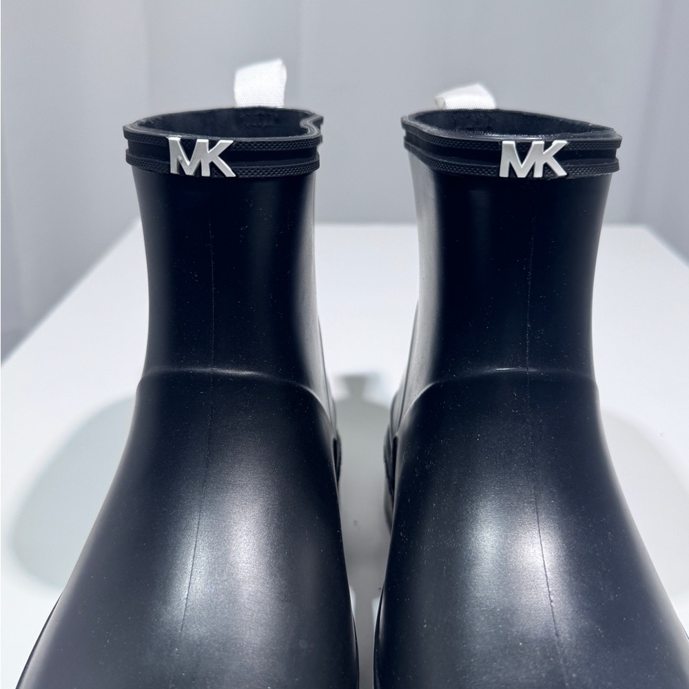 MICHAEL Michael Kors MAC Rain Booties – Waterproof Black Designer Boots - Picture 10 of 11